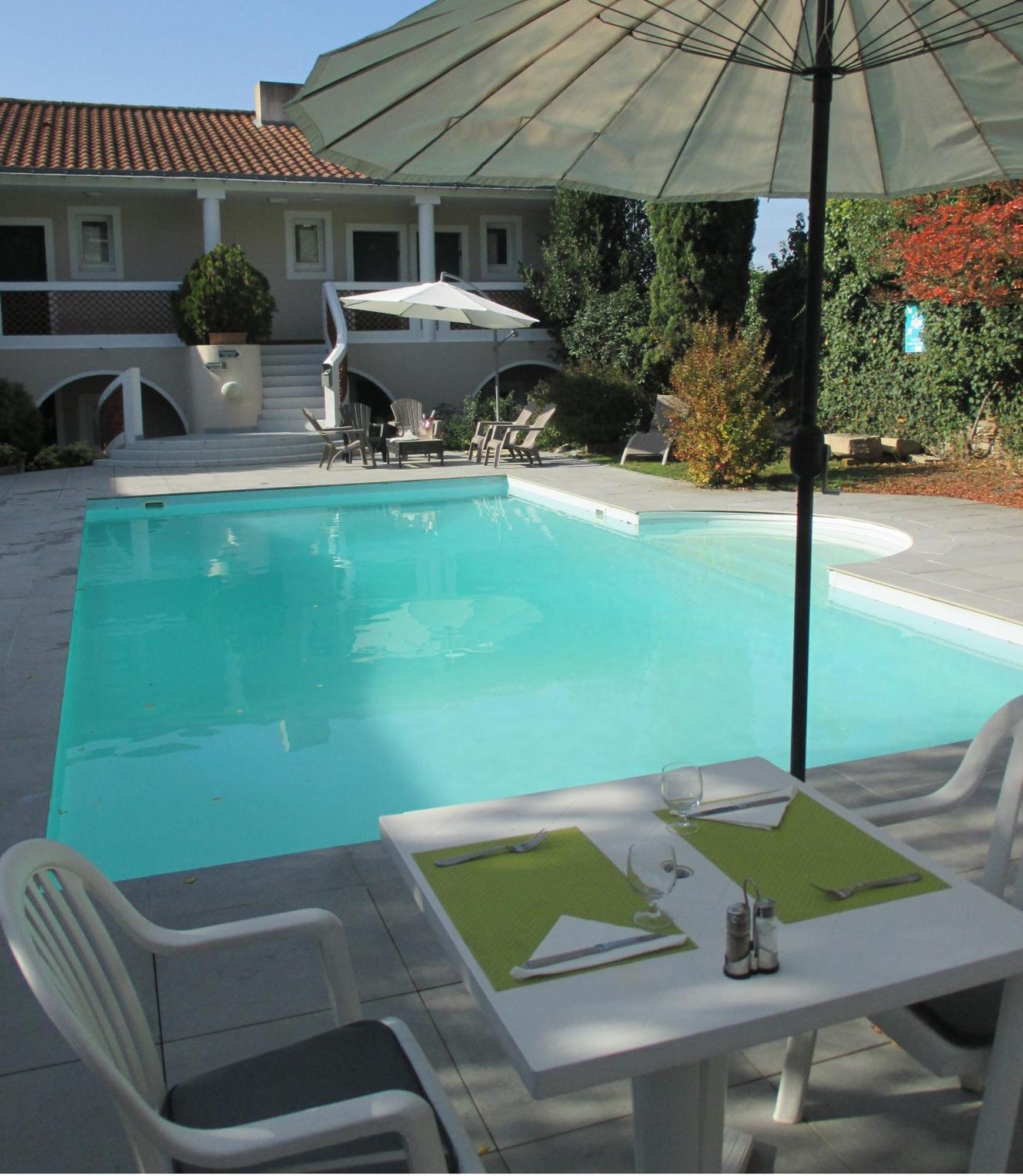 Hotel Restaurant Les Voyageurs Монтеґю Екстер'єр фото