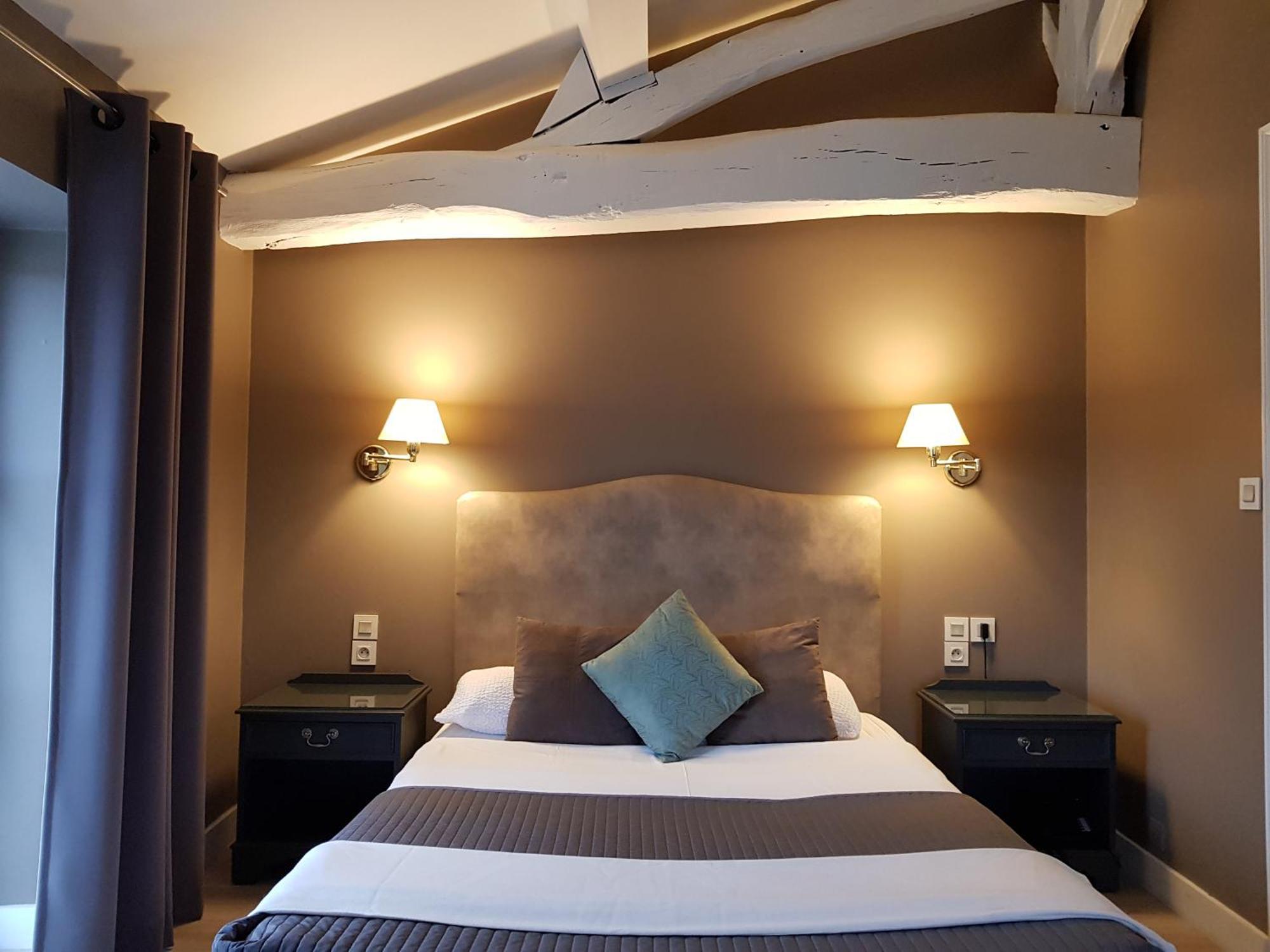 Hotel Restaurant Les Voyageurs Монтеґю Екстер'єр фото